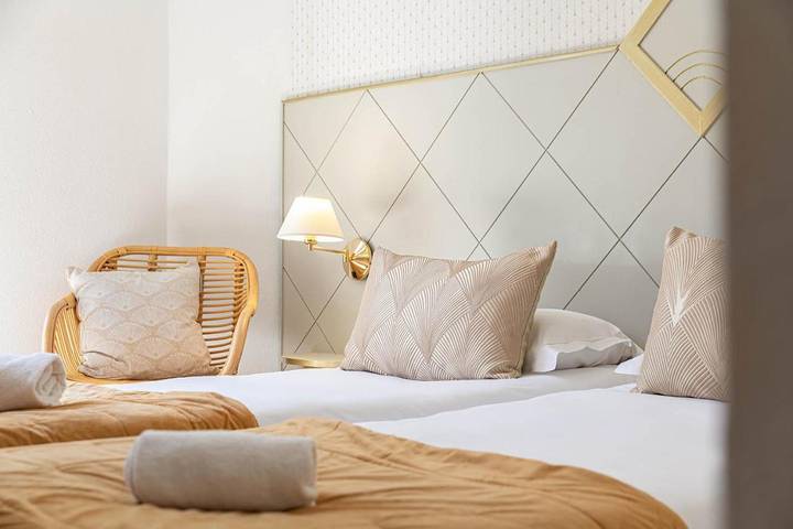 Hôtel pour 2 personnes, avec jacuzzi ainsi que sauna et jardin, animaux acceptés à Le Puy-en-Velay - 4