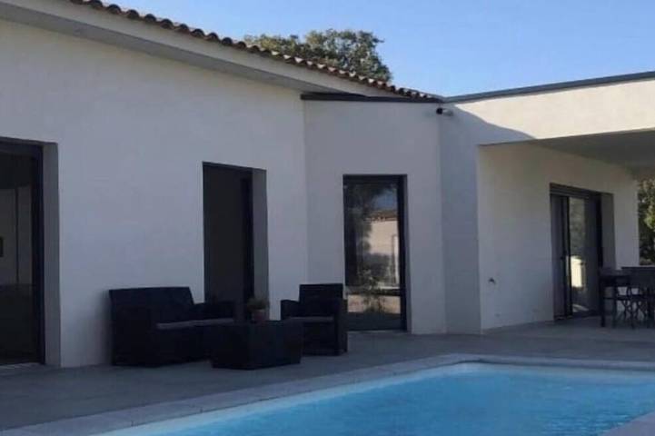 Location de vacances pour 6 personnes, animaux acceptés dans Office De Tourisme De Sainte Lucie De Porto Vecchio