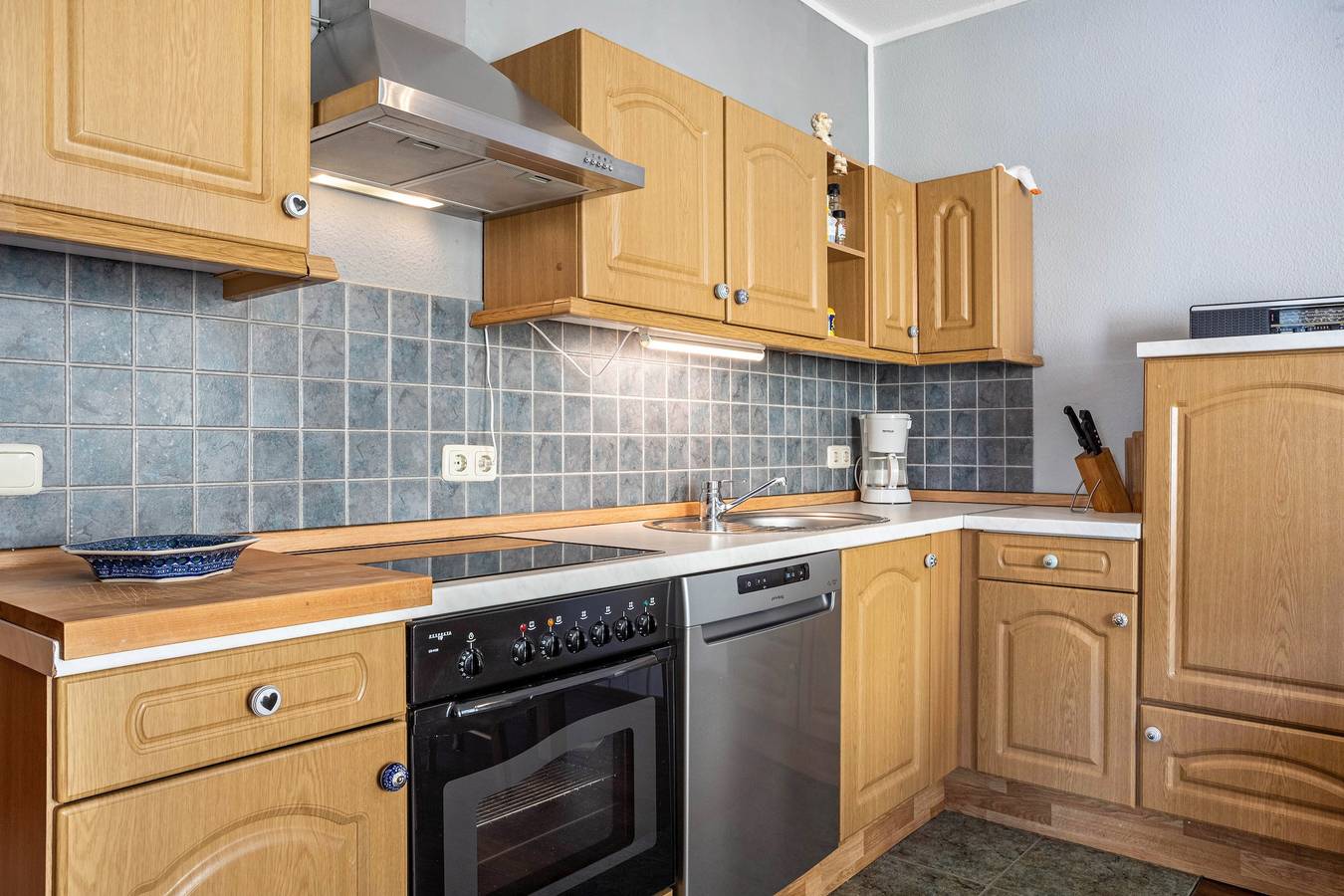 Appartement entier, Appartement de vacances 'Blütenzauber' avec Wi-Fi in Sagard, Parc national Jasmund