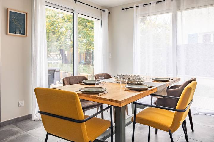 Location de vacances pour 6 personnes, avec jardin, adapté aux familles à Le Grand-Village-Plage - 4