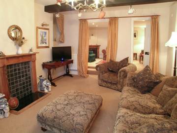 Holiday Rental for 12 People in Beaumaris, Isle of Anglesey, Photo 1