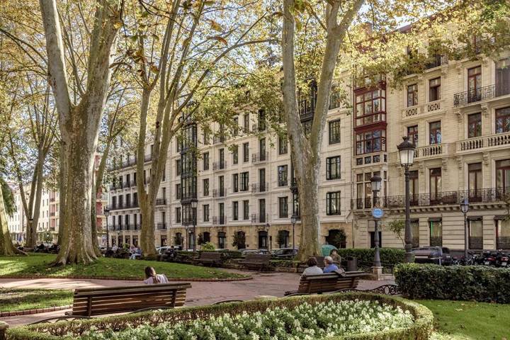 Apartahotel para 4 personas, con vistas en el País Vasco