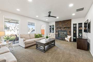 Vacation House for 12 Guests in Meridian, Idaho, Picture 1