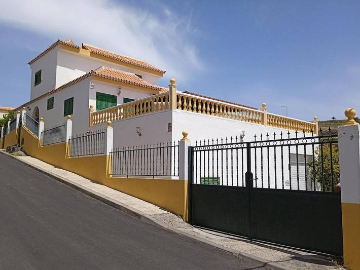 Chalet para 8 personas, con Terraza además de Jardín y Vistas en La Gomera - 3
