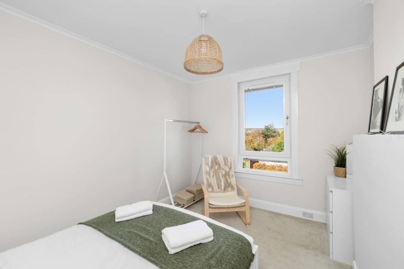 Entire apartment, Sidlaw View - 3 Bed with Style in Dundee, Angus
