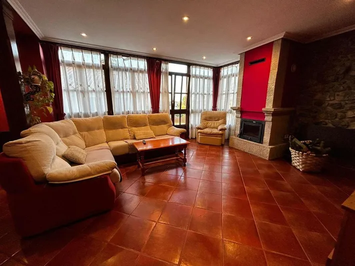 Landhaus für 6 Personen, mit Ausblick und Balkon - 1