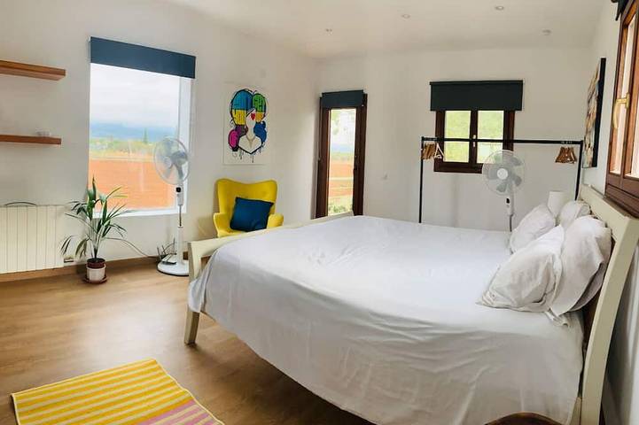 Location de vacances pour 6 personnes, avec jardin et piscine dans Biniali - 2