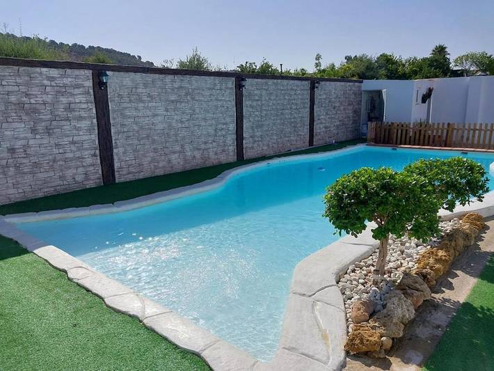 Casa rural para 7 personas, con vistas y terraza además de piscina y jardín, Se admiten mascotas en Campiña de Morón y Marchena - 2