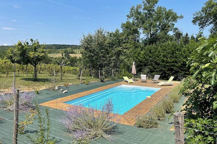 Location de vacances pour 6 personnes, avec terrasse et jardin, animaux acceptés à Aubiac (Lot-et-Garonne)