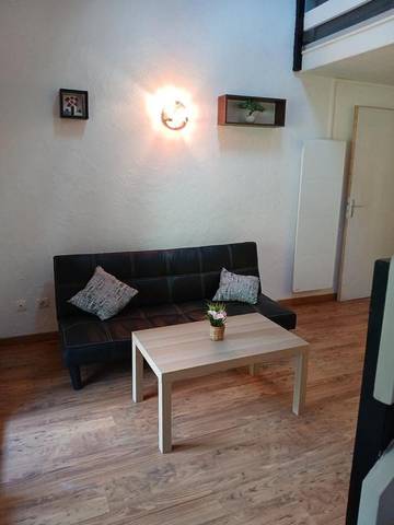 Gîte pour 3 personnes, avec vue et balcon à Savignac-les-Ormeaux
