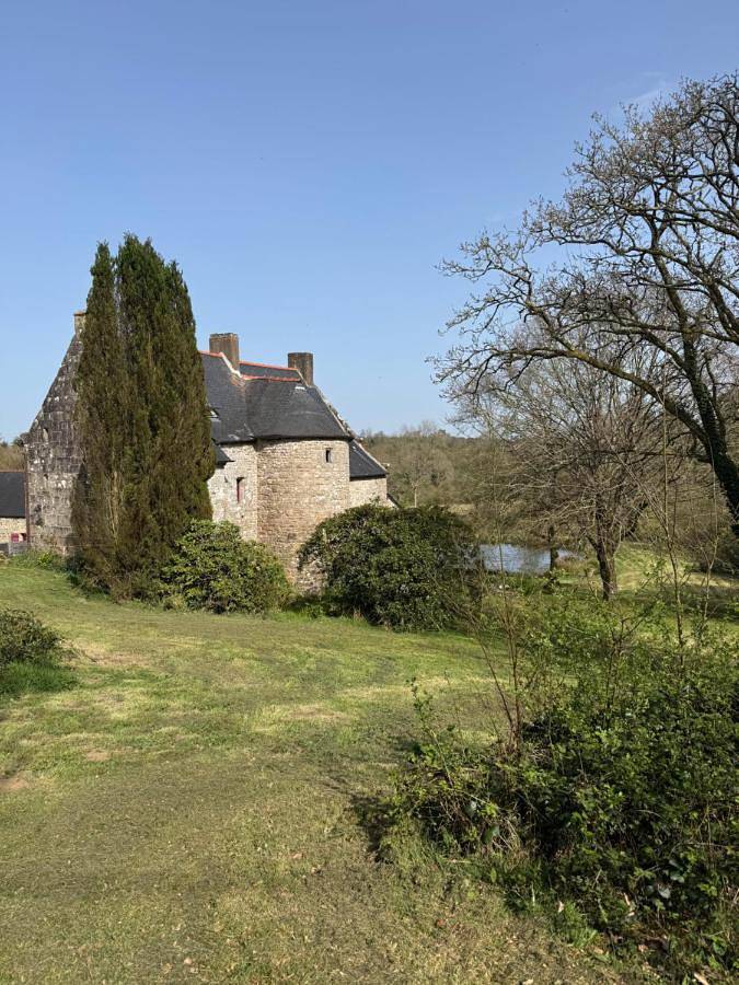 Splendide Manoir - Proche plages - 4 chambres - 3sdb - 8 pers - Wifi in Plounérin, Région de Lannion