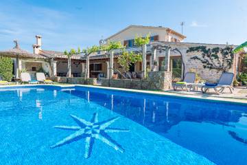 Villa in Pollença, Serra de Tramuntana für 6 