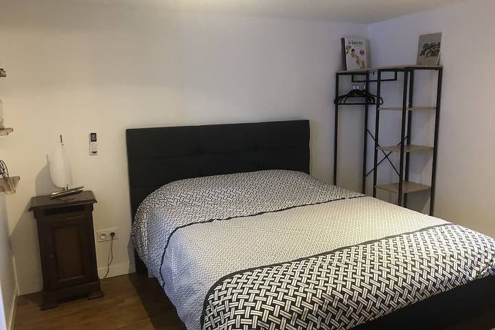 Gîte pour 3 personnes, avec jardin à Saint-André-de-Cubzac - 2