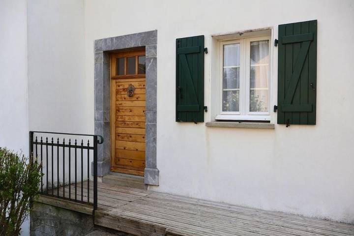 Location de vacances pour 8 personnes, avec terrasse ainsi que jardin et vue à Larrau - 2