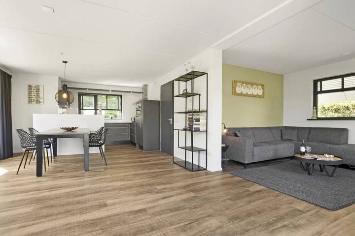 Strandhaus für 4 Personen, mit Terrasse und Balkon/Terrasse auf Texel - 2