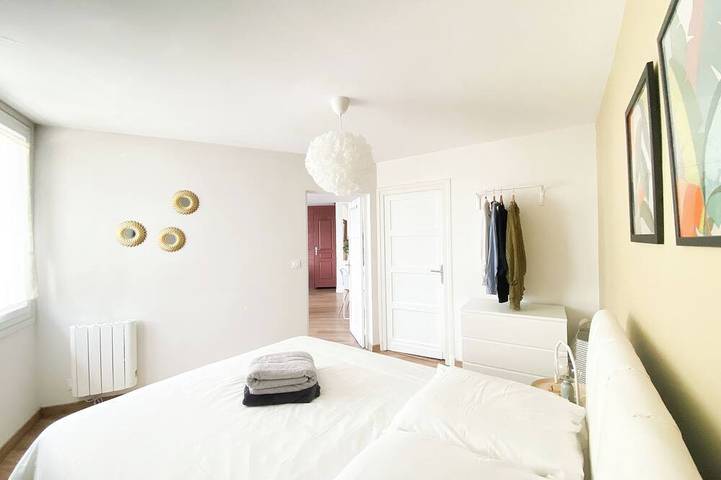Appartement entier, Le grand 117 - Wifi et Climatisation in Périgueux, Périgord Blanc