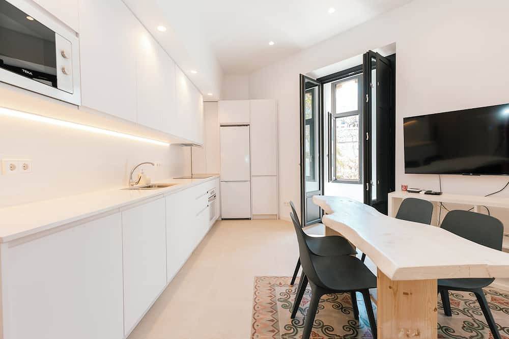 Entire apartment, Luxury Renovated Apt in the Heart of Ibiza Town in Dalt Vila, Ibiza (Municipality)