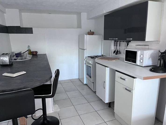 Gîte pour 2 personnes, avec terrasse et jardin, animaux acceptés à Olivese - 3