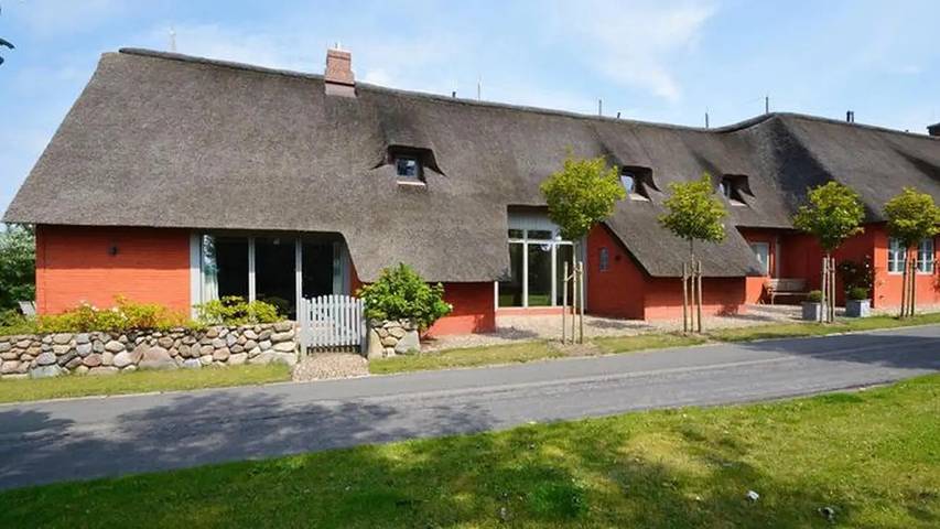 Ferienhaus für 10 Personen, mit Garten und Terrasse sowie Sauna, mit Haustier