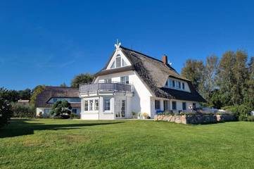 Ferienwohnung für 2 Personen, mit Sauna und Balkon in Born am Darß