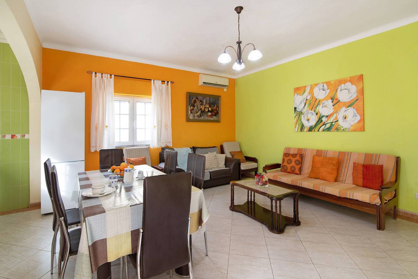 Apartamento inteiro, Apartamento 'T2 Anastácio com vista Piscina' com Varanda, Piscina Partilhada & Jardim in Albufeira, Distrito de Faro