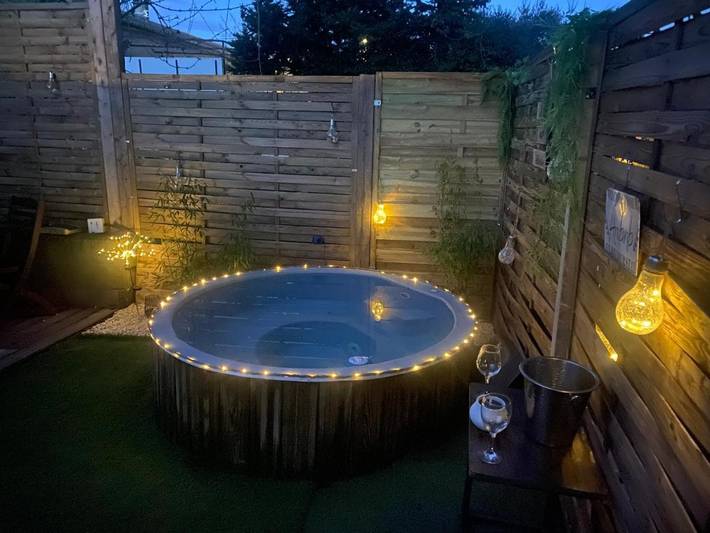 Maison d’hôte pour 2 personnes, avec jacuzzi et piscine ainsi que jardin et terrasse à Pujaut - 2