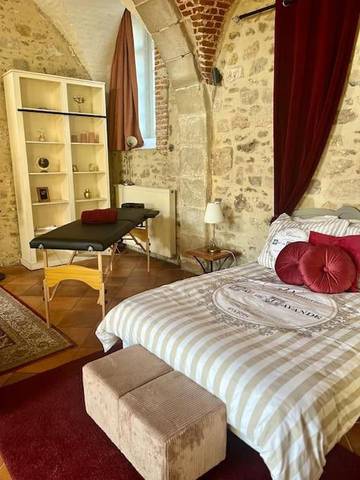 Gîte pour 2 personnes, avec jardin et vue, animaux acceptés dans Fleury-en-Bière