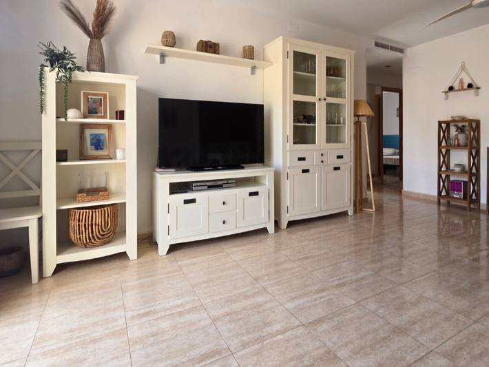 Entire apartment, Stunning penthouse in Xeraco Playa with terrace and parking in Playa Xeraco, Xeraco