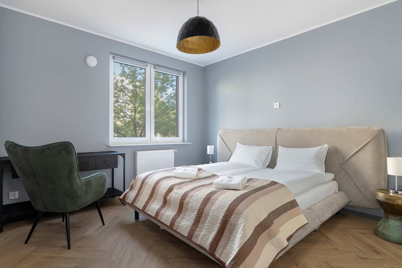 Ganze Wohnung, Elegant Apartment | Balcony and Workspace in Posen, Großpolen