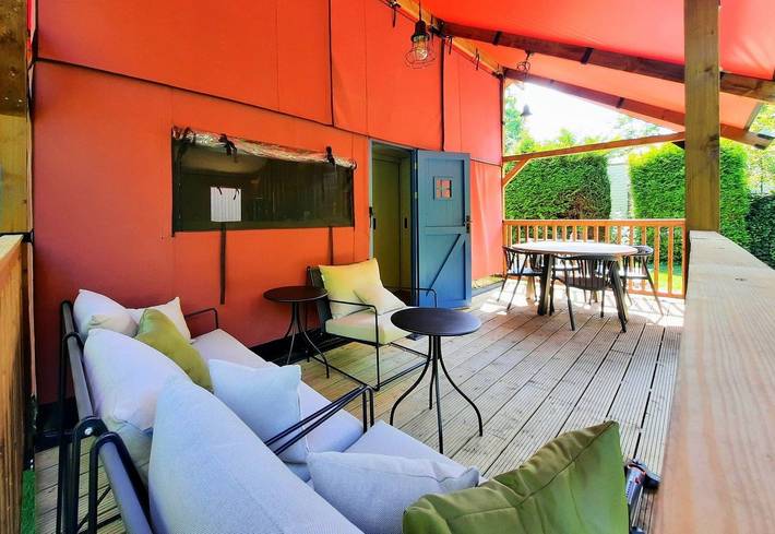 Vakantiepark Delftse Hout — Wander Lodge in Delft, Stadsgewest Haaglanden