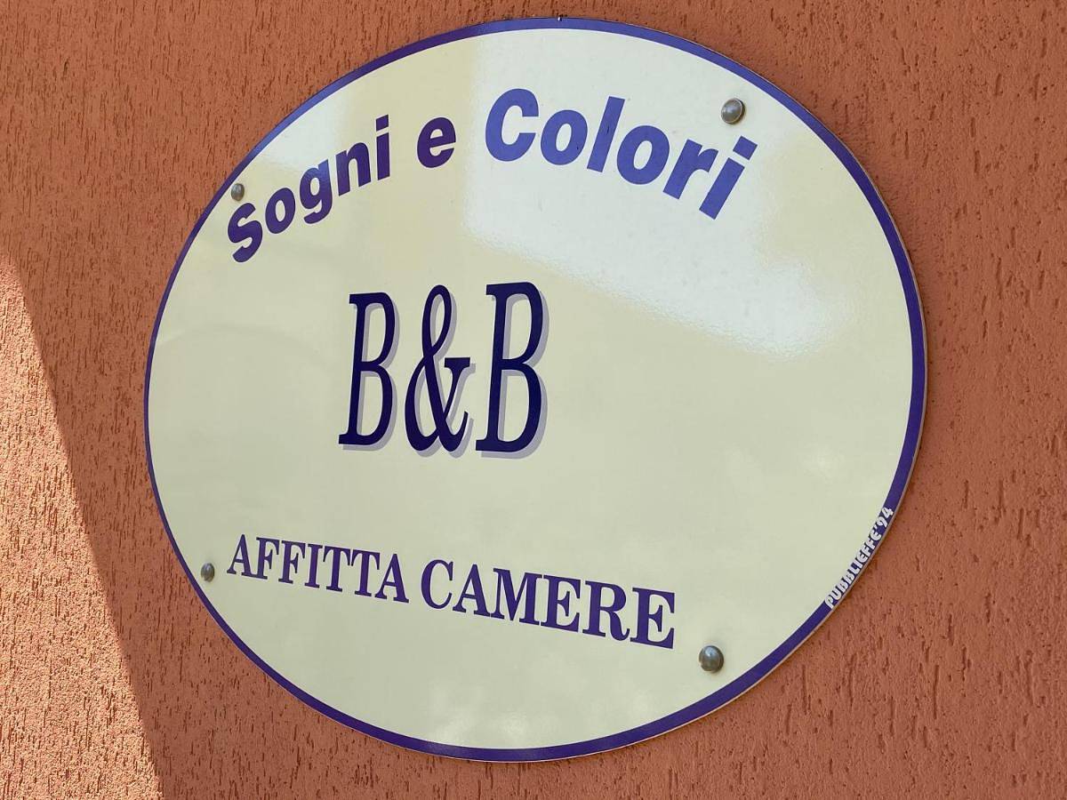 Sogni e Colori in Villanova d'Albenga, Riviera di Ponente