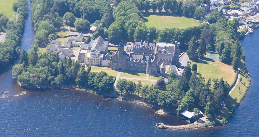 Holiday rental for 4 people, with Garden and Pool as well as Sauna in Fort Augustus