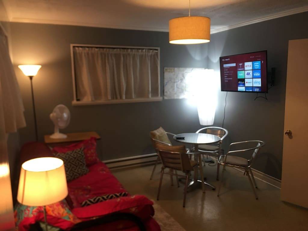 Ganze Wohnung, Ruhige Gypsy Vagabond Suite in der Nähe von Bergen, Flughafen & Universität von Tn in Knox County (TN)