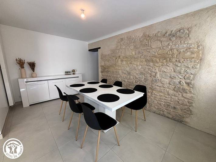 Gîte pour 6 personnes, avec jardin