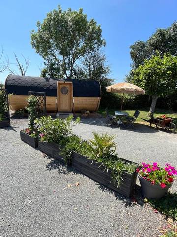 Tente pour 4 personnes, avec vue et jardin dans les Pays de la Loire