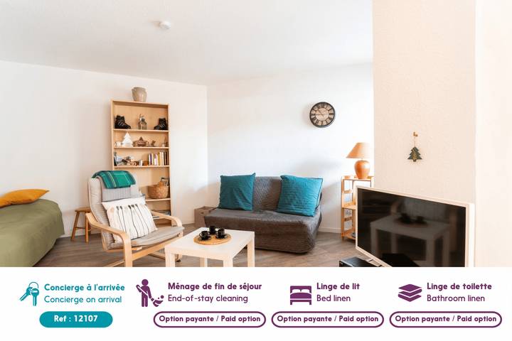 Appartement entier, Le Dévoluy, appartement pour 6 avec balcon in La Joue du Loup, Le Dévoluy