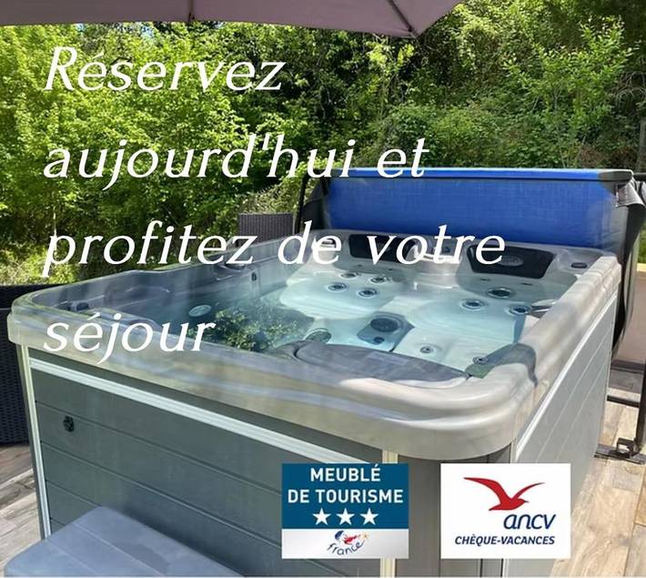 Chalet pour 2 personnes, avec Jacuzzi ainsi que Terrasse et Jardin