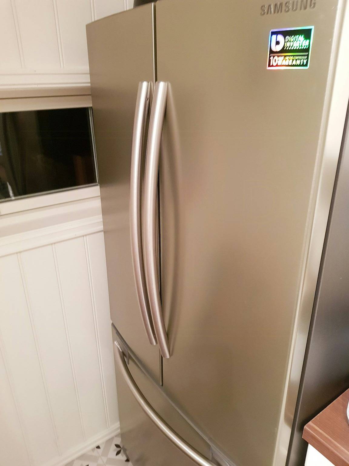 Gemütliches kleines Häuschen am Ufer von Fuglevik in Rygge