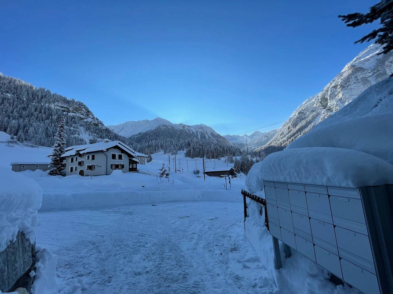 Ganze Ferienwohnung, Chesa Rievanot - 3 1/2 Zimmerwohnung, 5 Betten in Bergün, Engadin