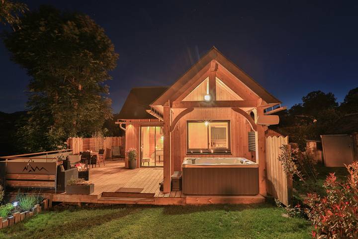 Location de vacances pour 2 personnes, avec jardin et jacuzzi en Midi-Pyrénées - 2