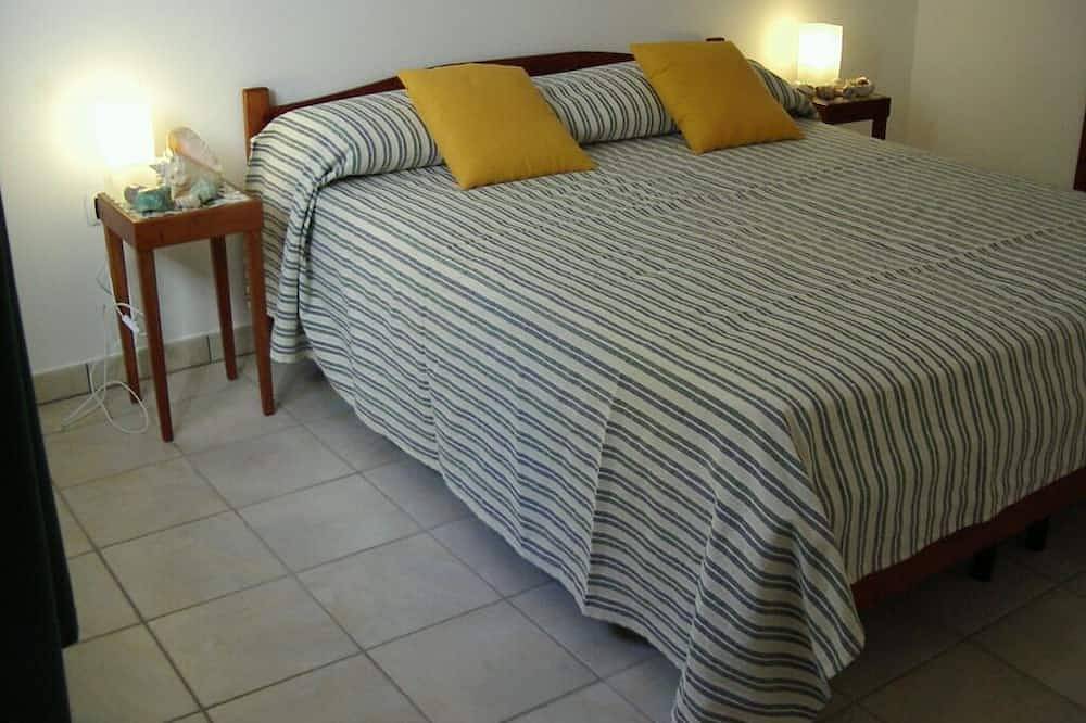 Pouilles, Salento: Villa Morocco près des plages - appartement Buganvillee in Torre Pali, Salve