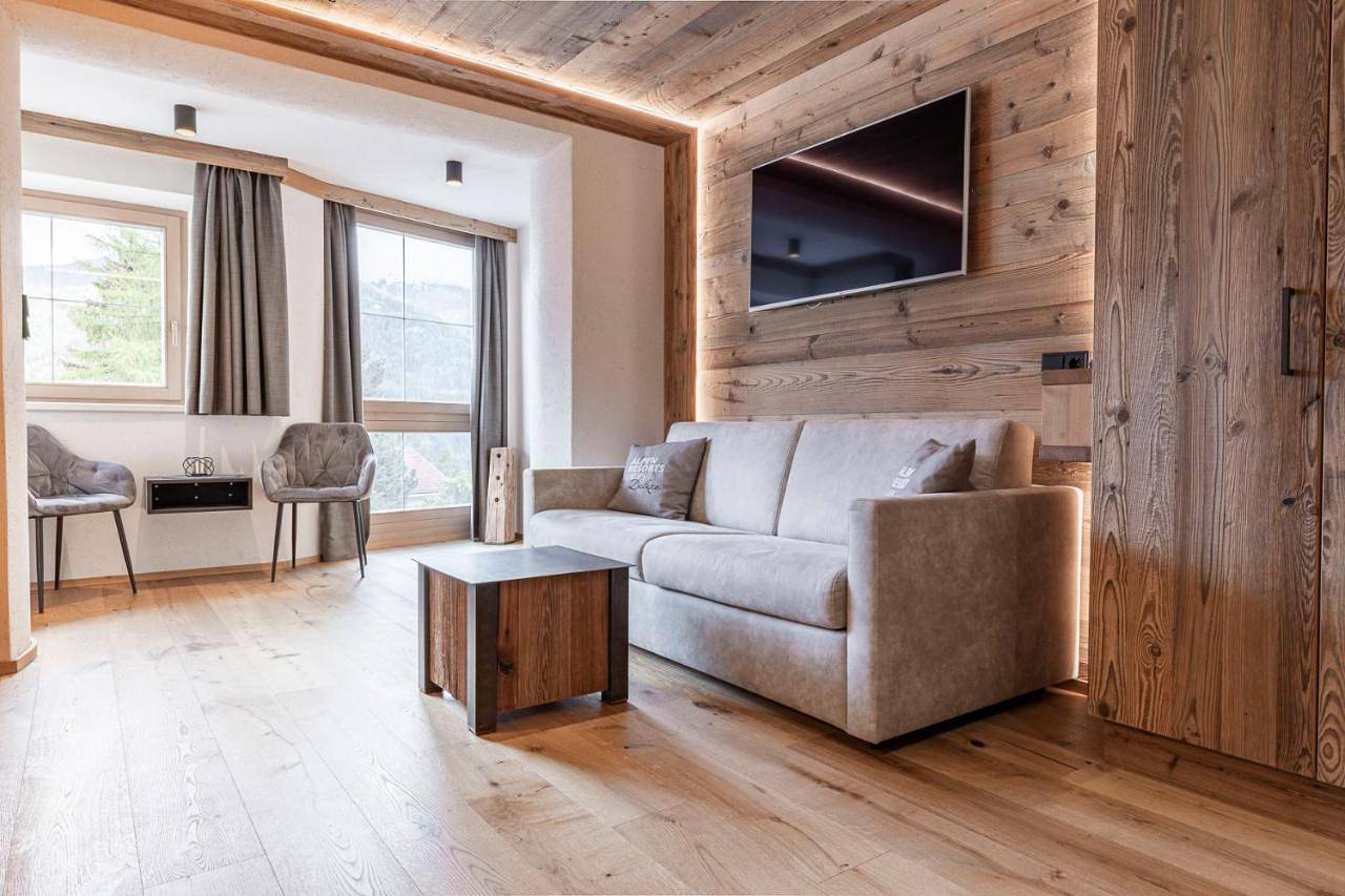 Geheel appartement, Laudegghof Ladis - Apartments with Castle Views in Ladis, Serfaus-Fiss-Ladis