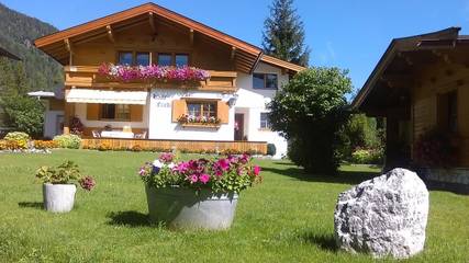 Ferienwohnung für 3 Personen in Sankt Ulrich am Pillersee, Tiroler Unterland, Bild 1