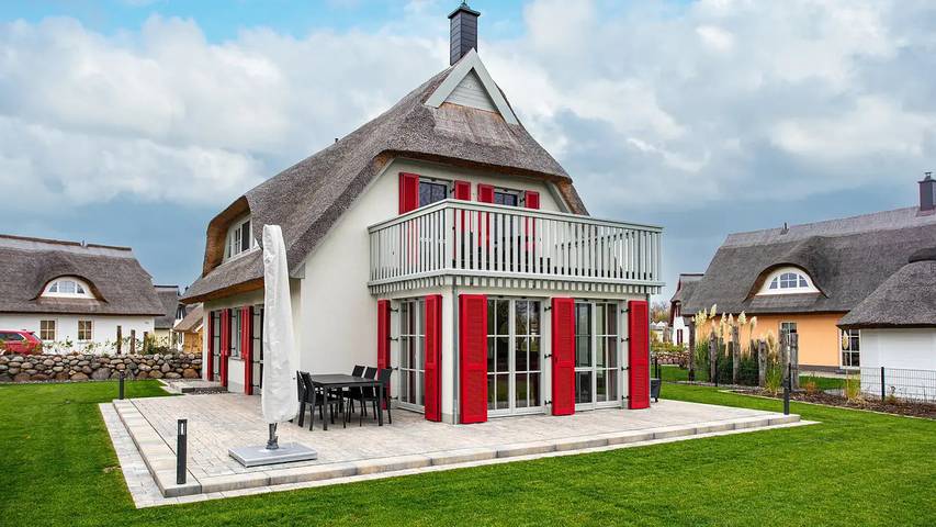 Ferienhaus für 8 Personen, mit Balkon und Garten sowie Sauna
