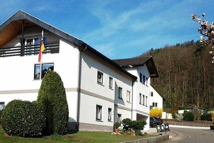 Ferienwohnung für 2 Personen in Silz (Pfalz)