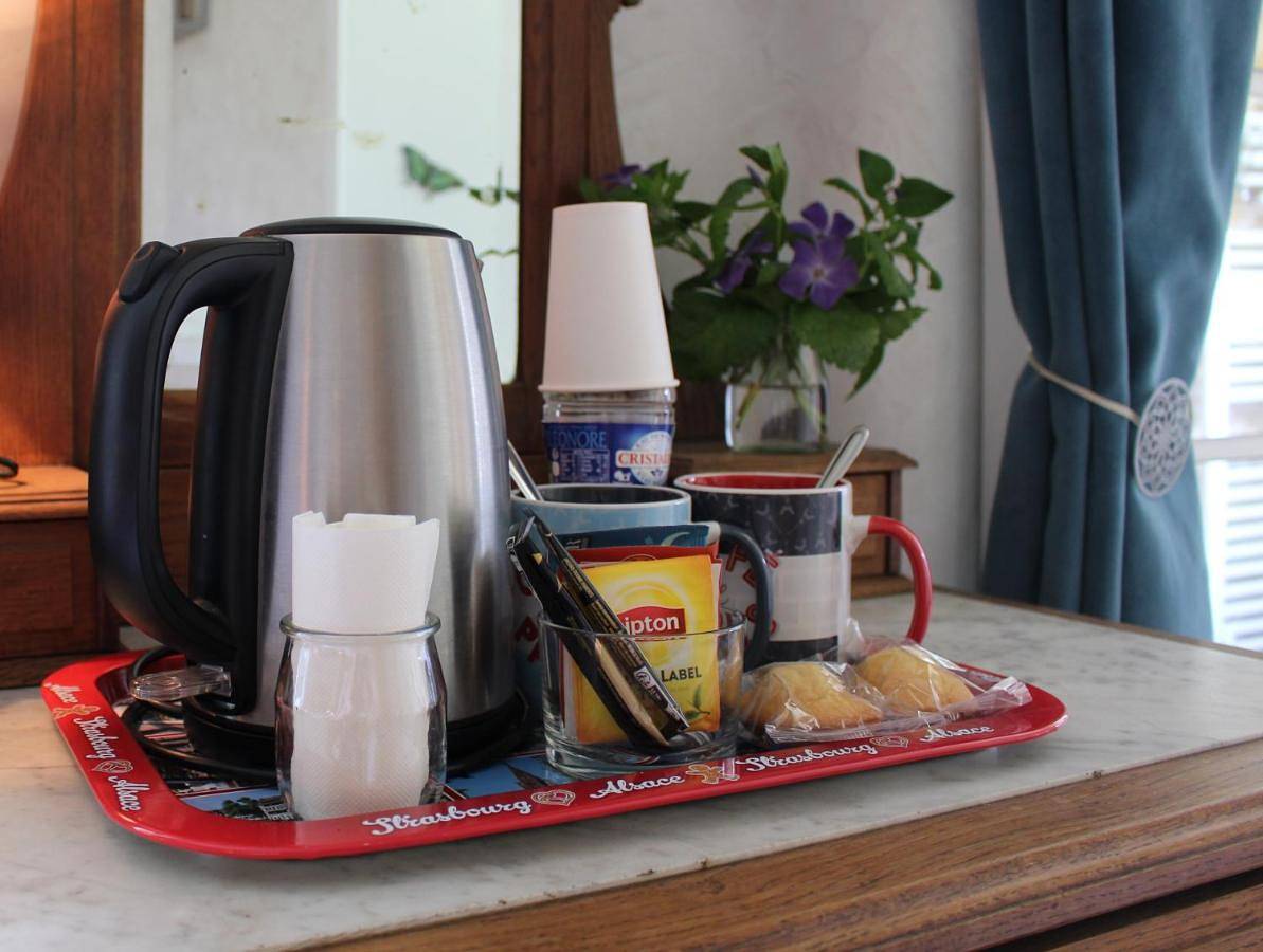 Appartement de vacances entier, Chambre Douceur Angevine in Lézigné, Région d'Angers