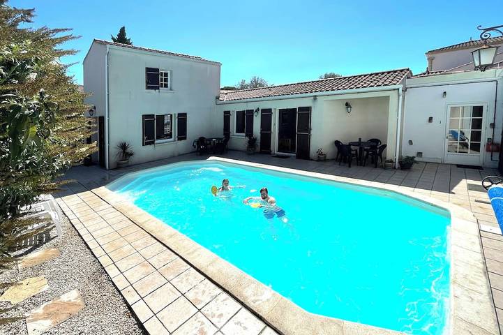 Holiday home for 12 people, with pool and garden as well as terrace - 1