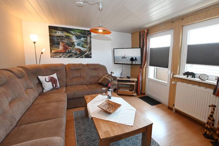Ganze Ferienwohnung, Ferienwohnung "Karin" mit Balkon in Büsum, Kreis Dithmarschen