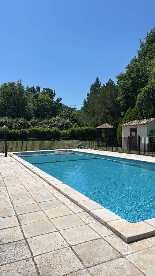 Location de vacances pour 3 personnes, avec jardin et piscine à Mirabel-aux-Baronnies - 3