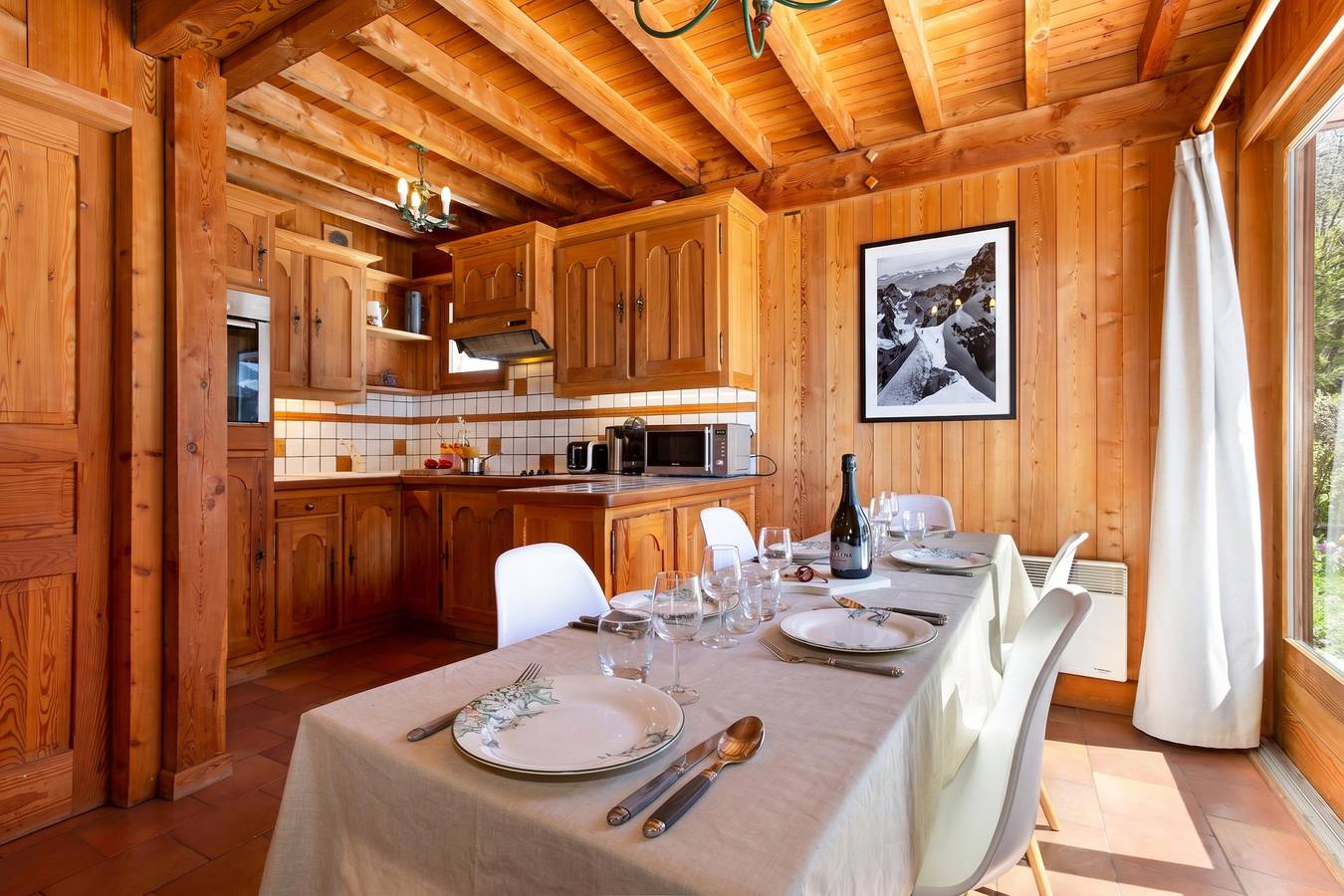 Chalet Vaffier Mont Blanc View Chalet + Garden + Bbq for 8 in Argentière, Chamonix-Mont-Blanc